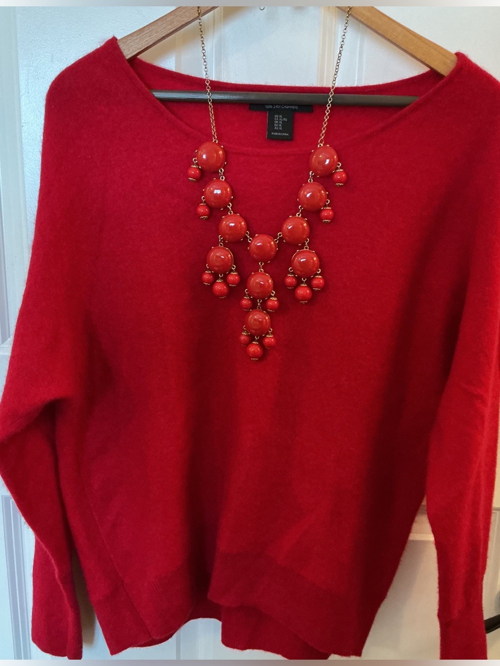 Tahari Cashmere Red Crewneck Sweater